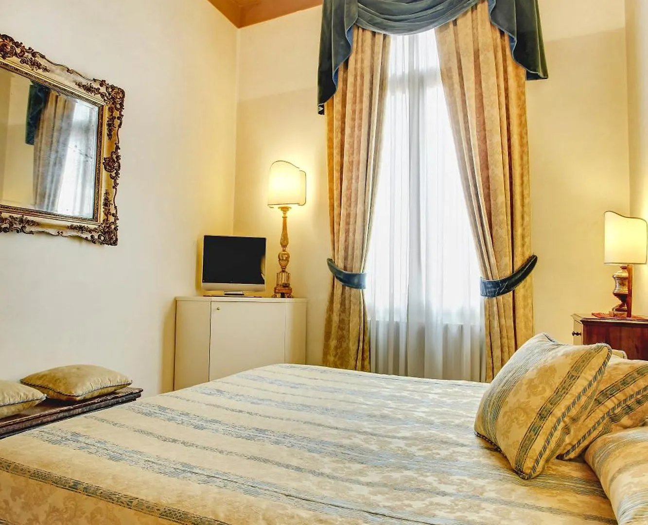 Palazzo Schiavoni Suite-Apartments Venezia 0*,  Italia