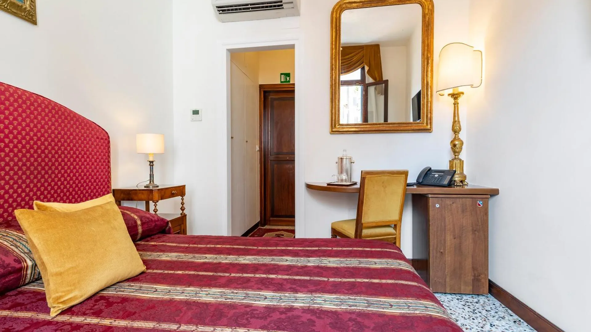 Appartamento Palazzo Schiavoni Suite-Apartments Venezia Italia